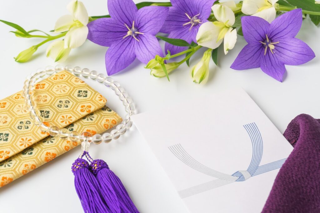 香典袋と数珠